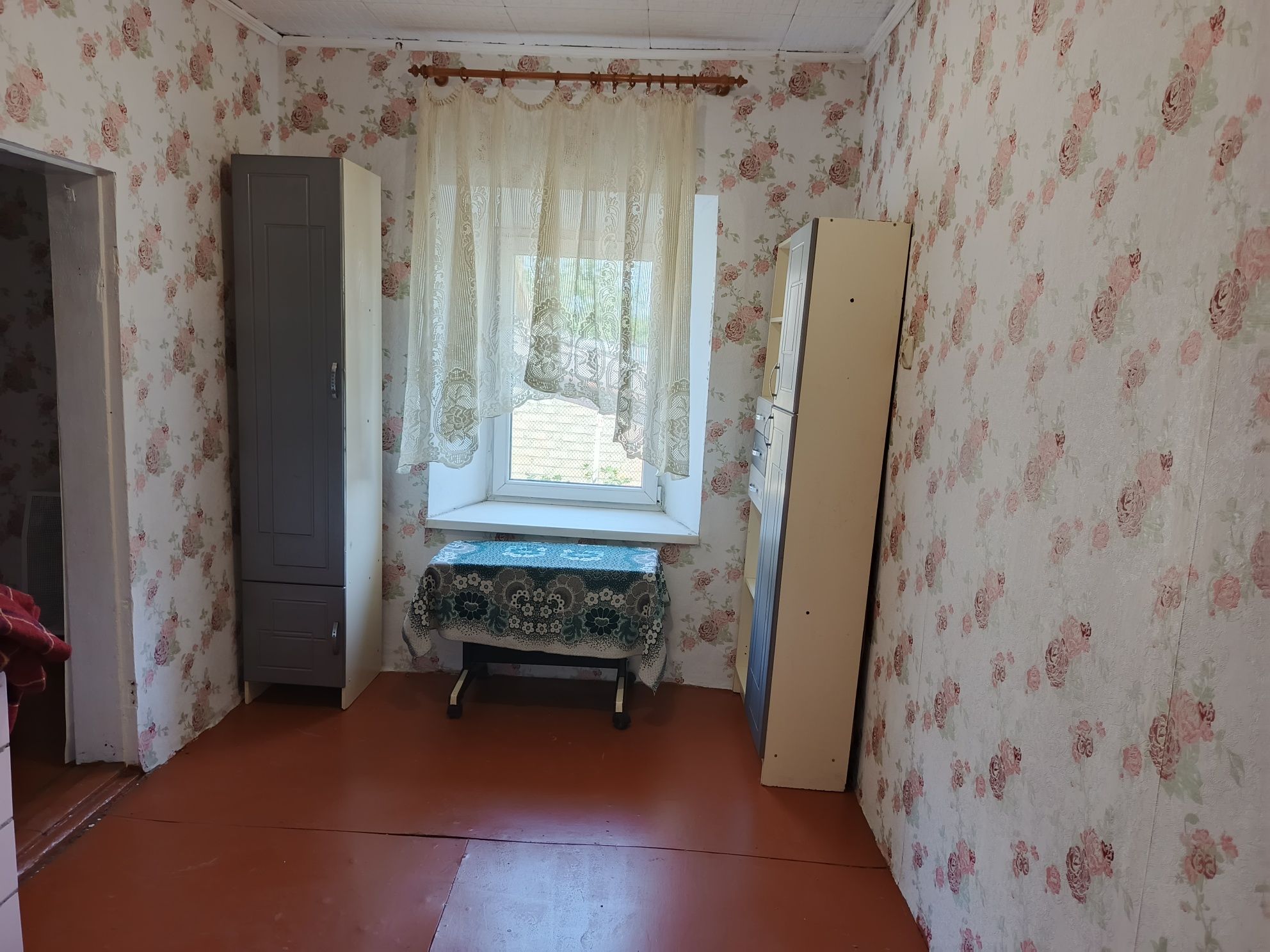 Пів будинку в центрі біля РЕСу