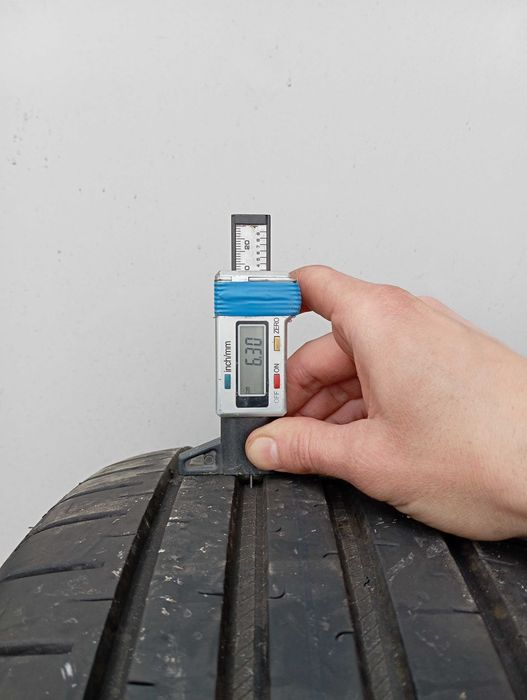 4x 215/50 R19 93T Goodyear EfficientGrip Performance 5,7-6,7mm 2020r