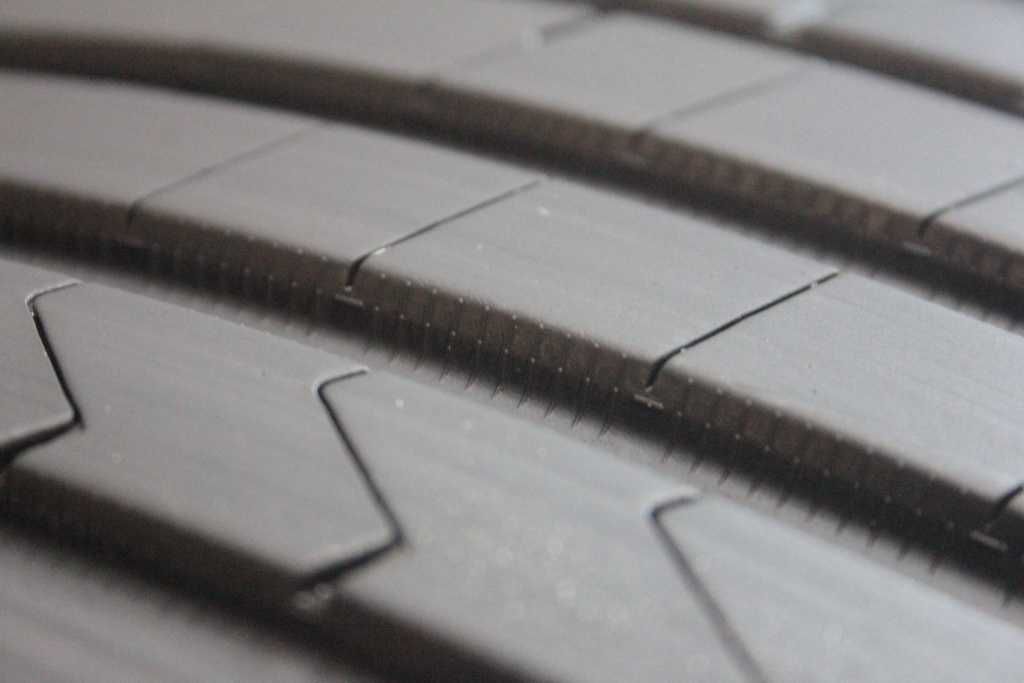 215/55/17 Hankook Ventus Prime 4 215/55 R17 94V 2022r