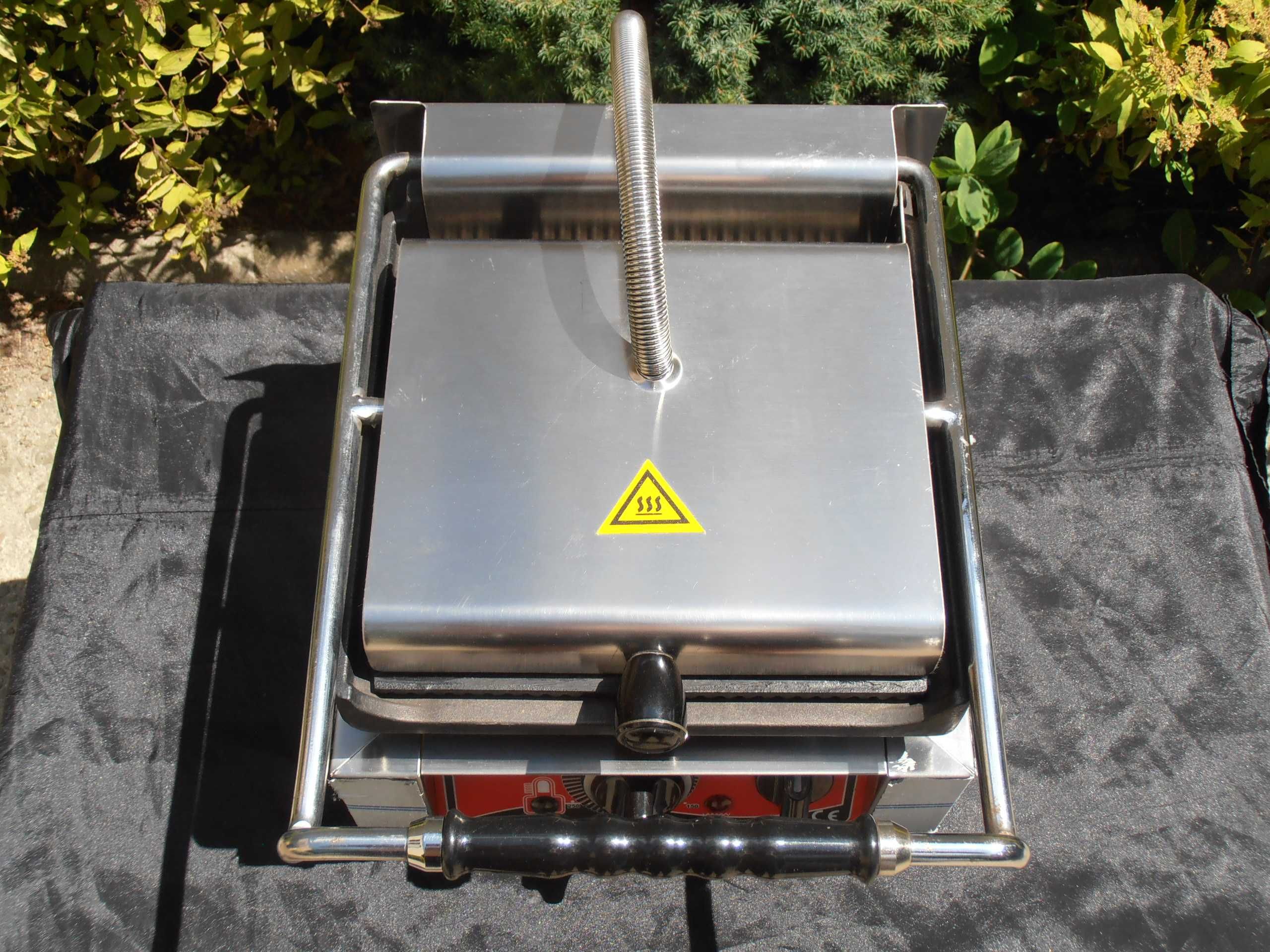 Grill kontaktowy GMG KG2525E. Wyprzedaż!