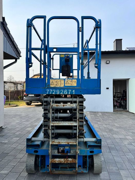 Podnośnik Nożycowy Genie GS-4047, Zwyżka elektryczna, 13,7 m, FV