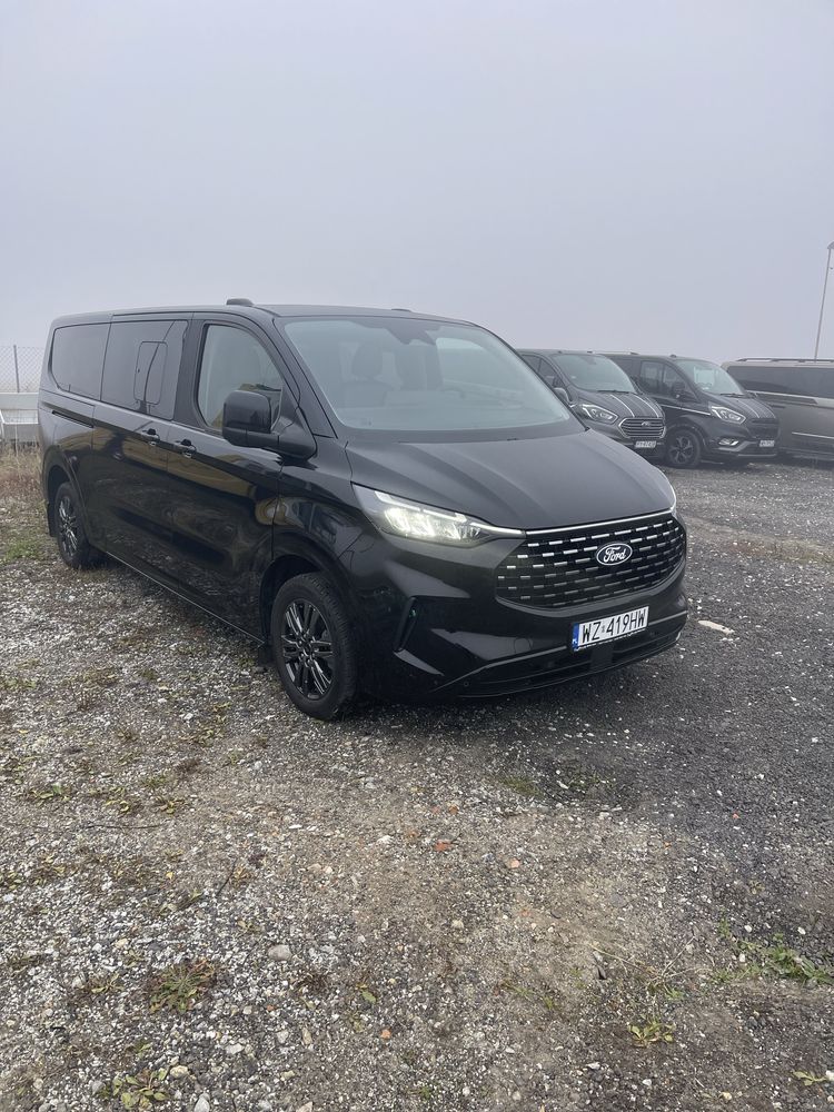 Wynajem wypozyczalnia samochodów BUS BUSA 8/9os Ford  4x4 Automat