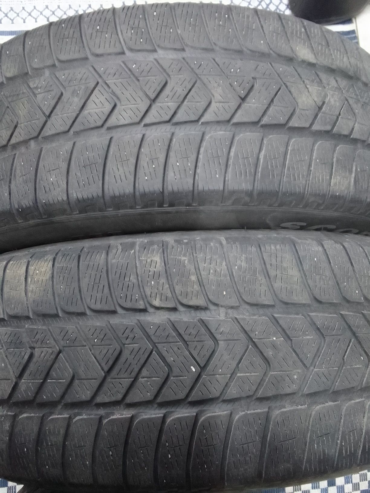 2 Opony zimowe 235/55r20 PIRELLI 2021r