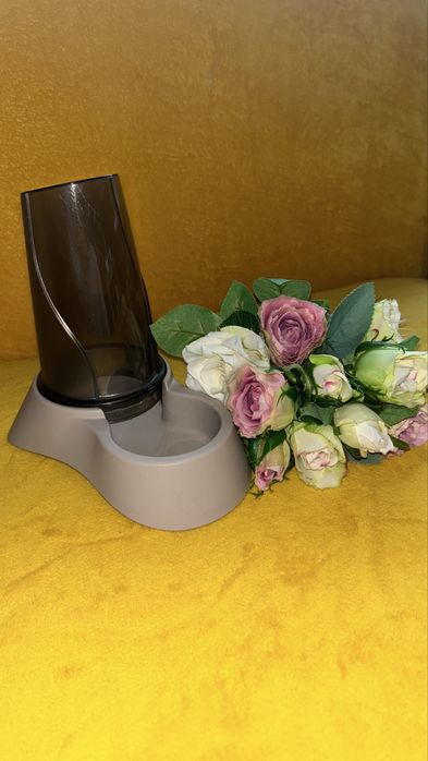 Poidlo dozownik na wode lub karme dla kota psa królika świnki morskiej