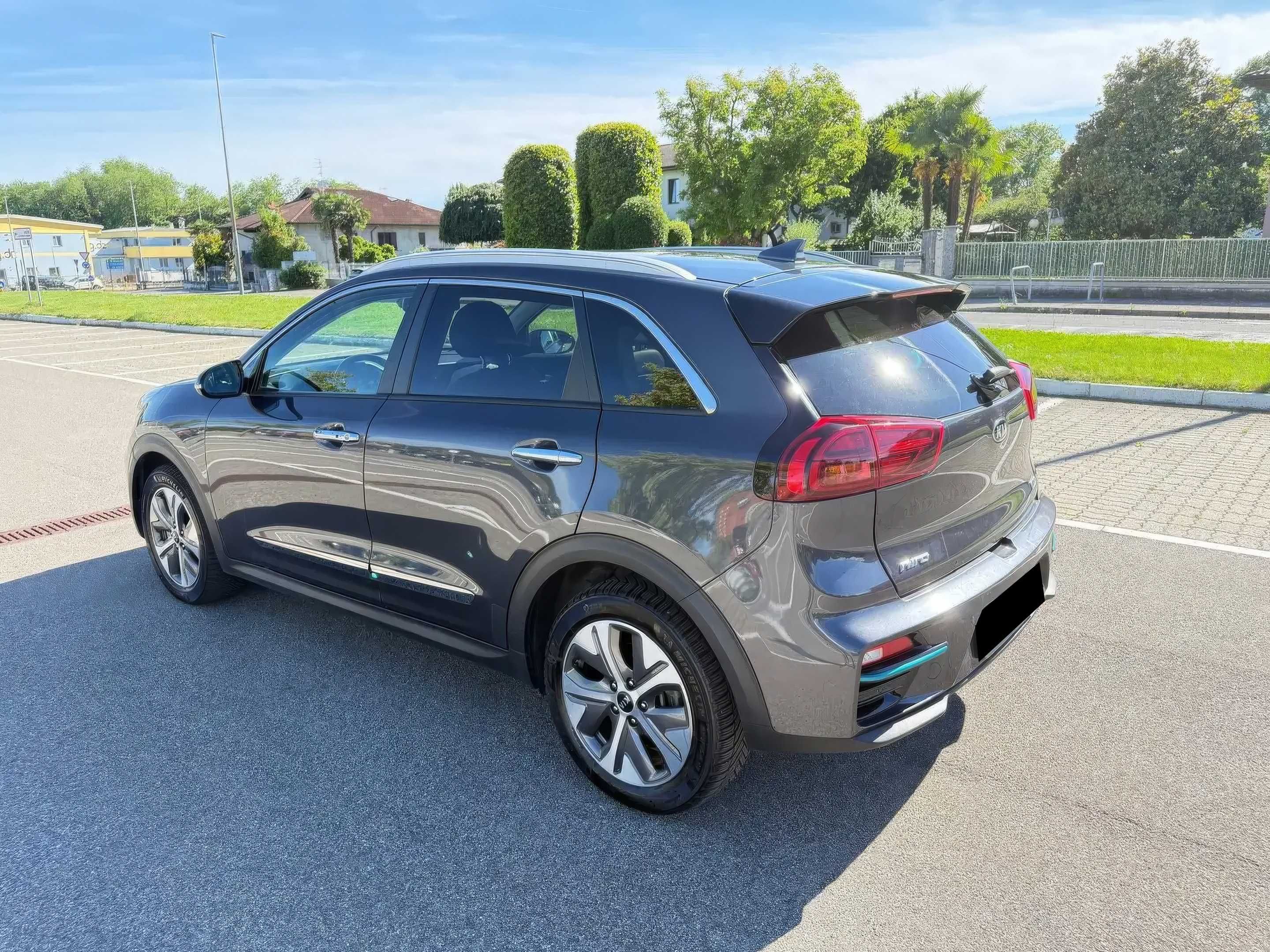 2021   Kia   e-Niro