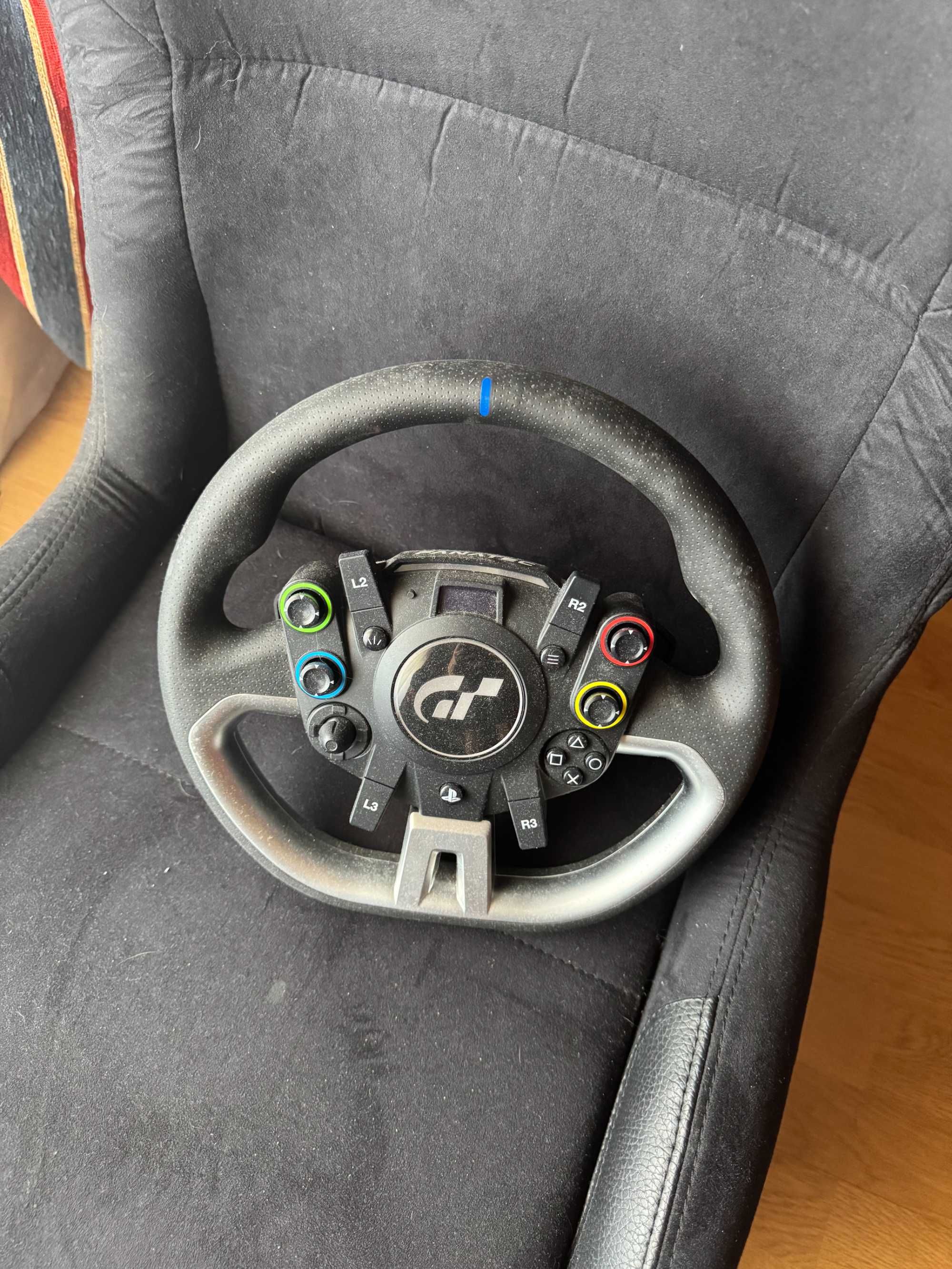 Fanatec DD Pro + ClubSport Steering Wheel Formula V2.5 X + Playseat