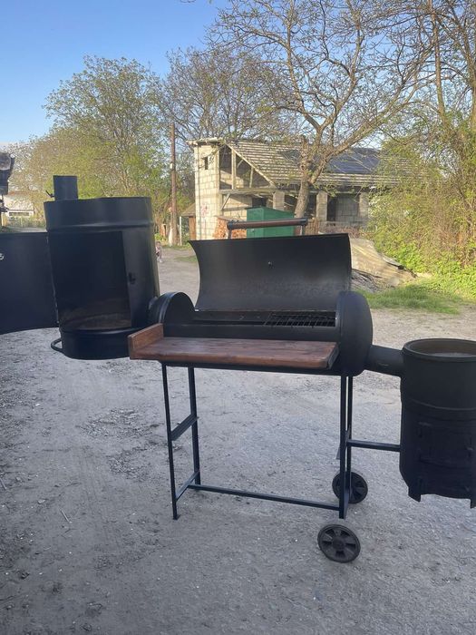 3 в 1 : мангал, барбекю, коптільня