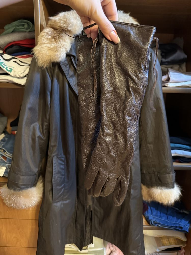 Zimowy płaszcz z futrem