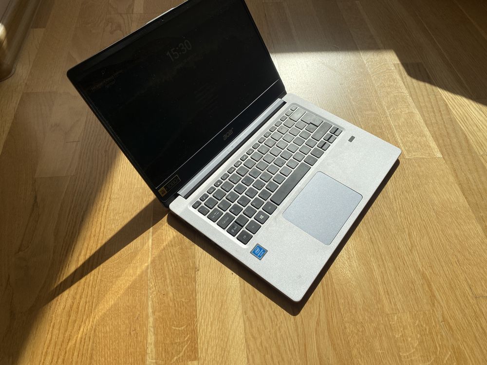 Ультрабук Acer Swift 1 SF114-32/14" /4Gb RAM/64Gb  eMMC/+ SSD 256Gb