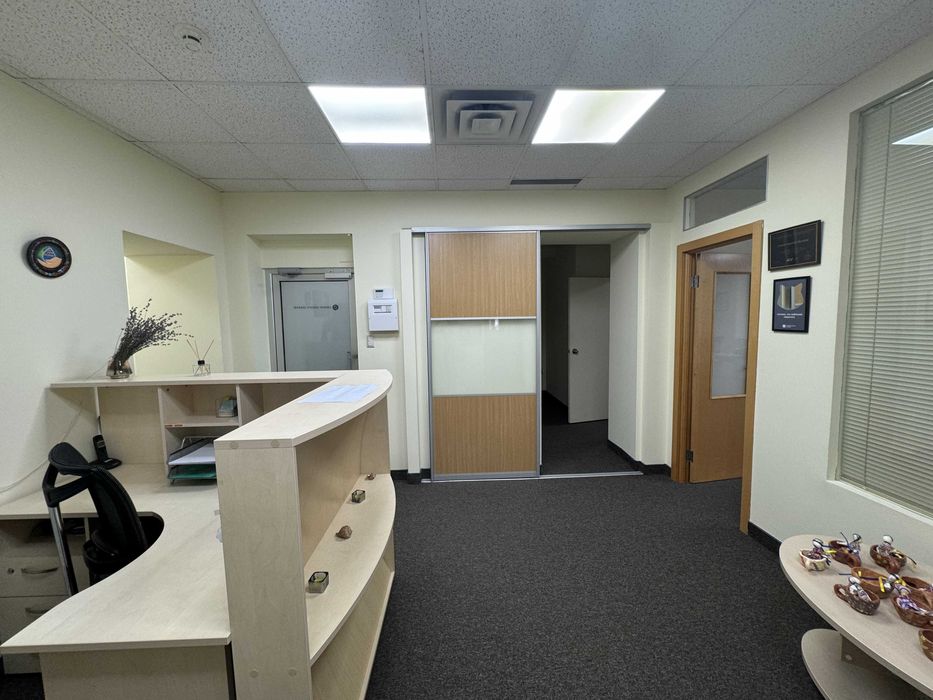 Офіс в БЦ, вул. Шовковична, метро Палац Спорту