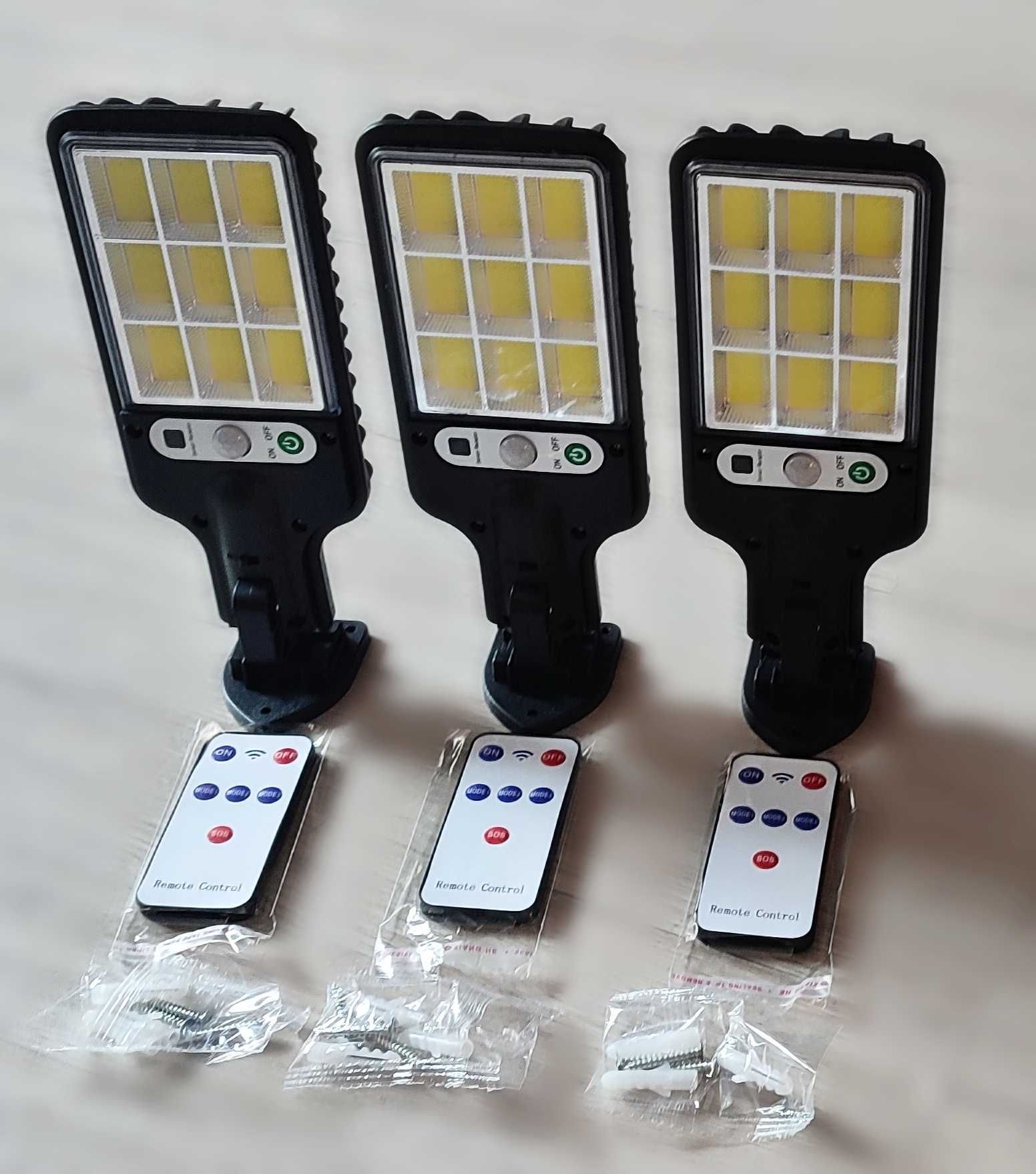 Lampa solarna , zewnętrzna , uliczna czujnik ruchu, zmierzchu, 3 szt