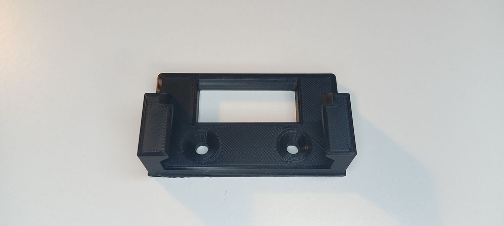 Zestaw 4 wieszaków na baterie Makita