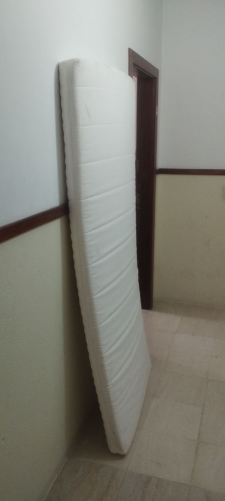 Vendo dois colchões ikea