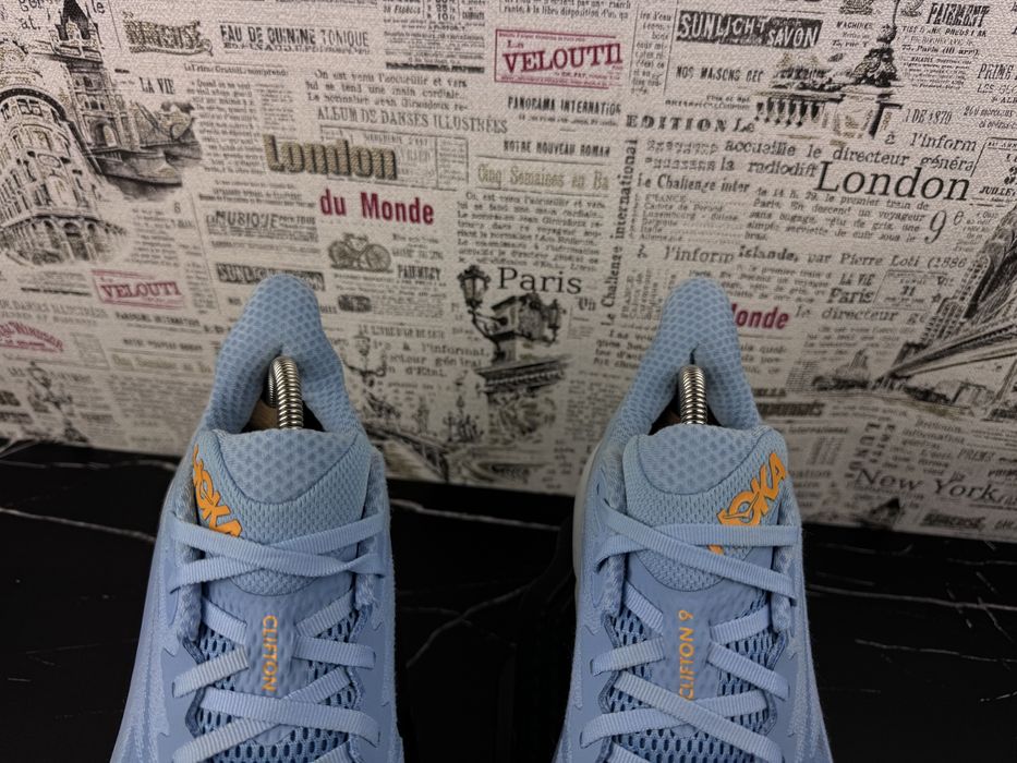 Оригінал Розмір 44 Кросівки Hoka One One Clifton 9 Взуття