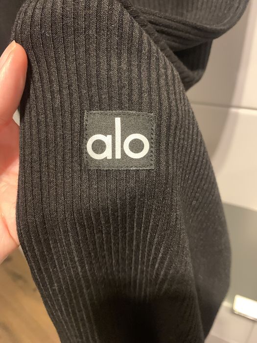 Штани-клеш alo yoga