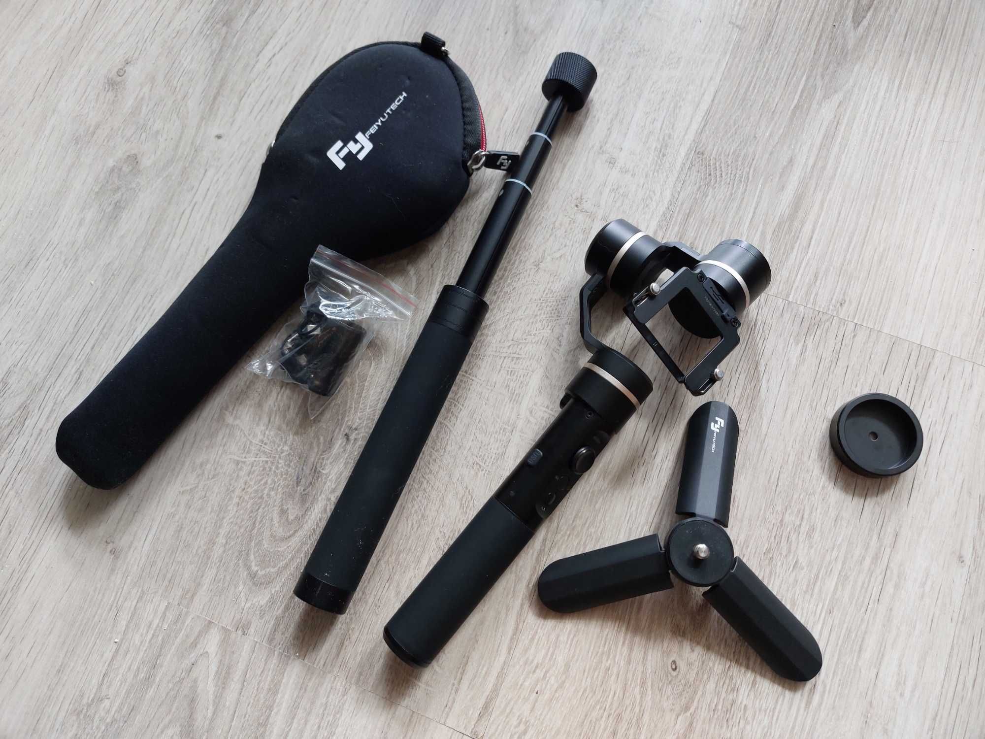 Zestaw kamera 4K i gimbal, akcesoria