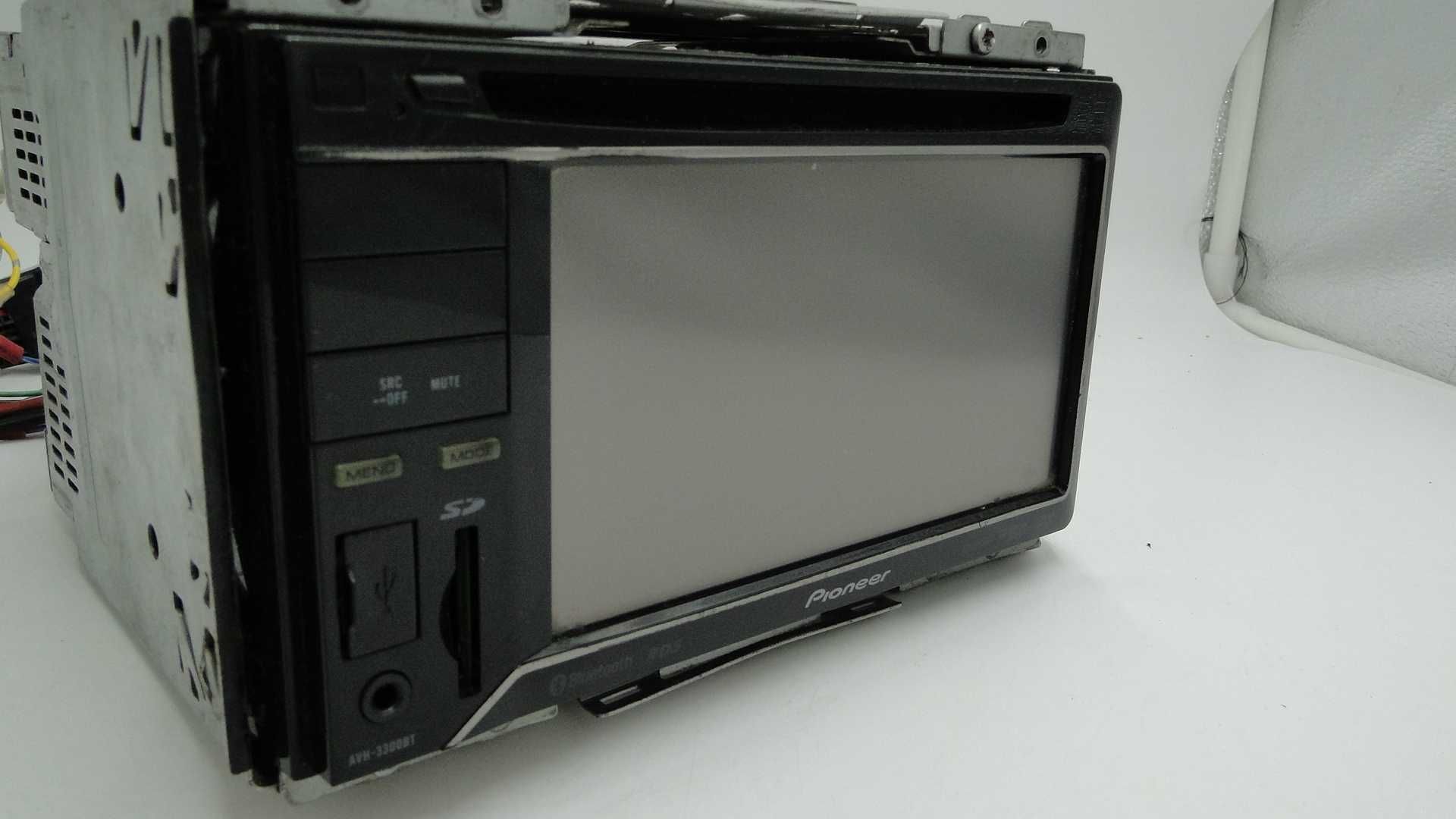 Radio  PIONEER AVH-3300BT dvd blutooth divx RDS
