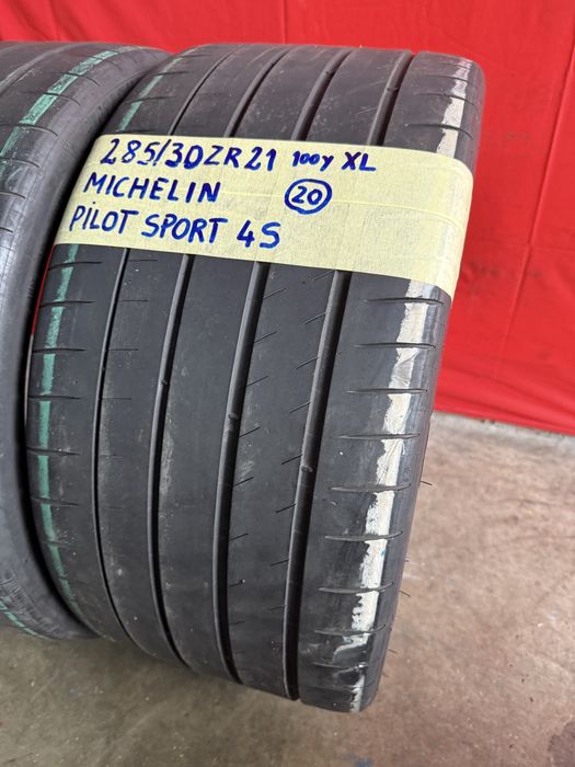 Pneus 285/30/21 Michelin Impecaveis