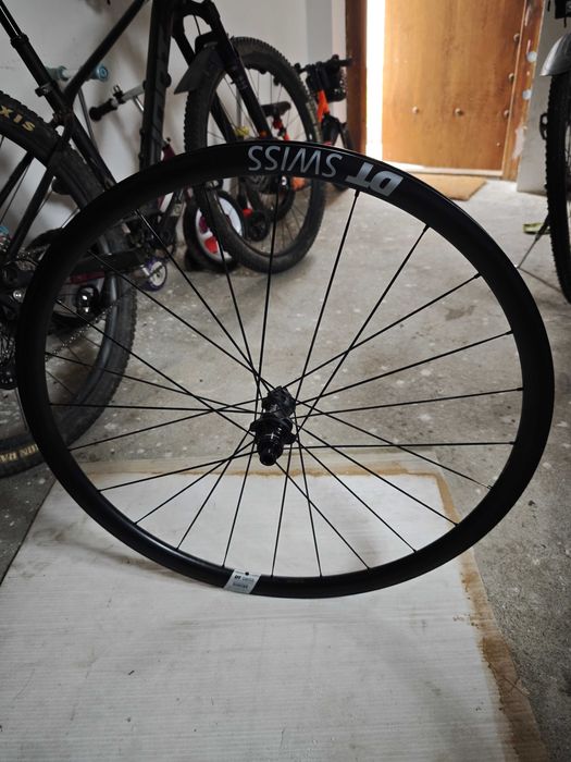 Koła Dt Swiss e1800 Spline 30mm sram xdr