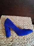 Sapatos de salto