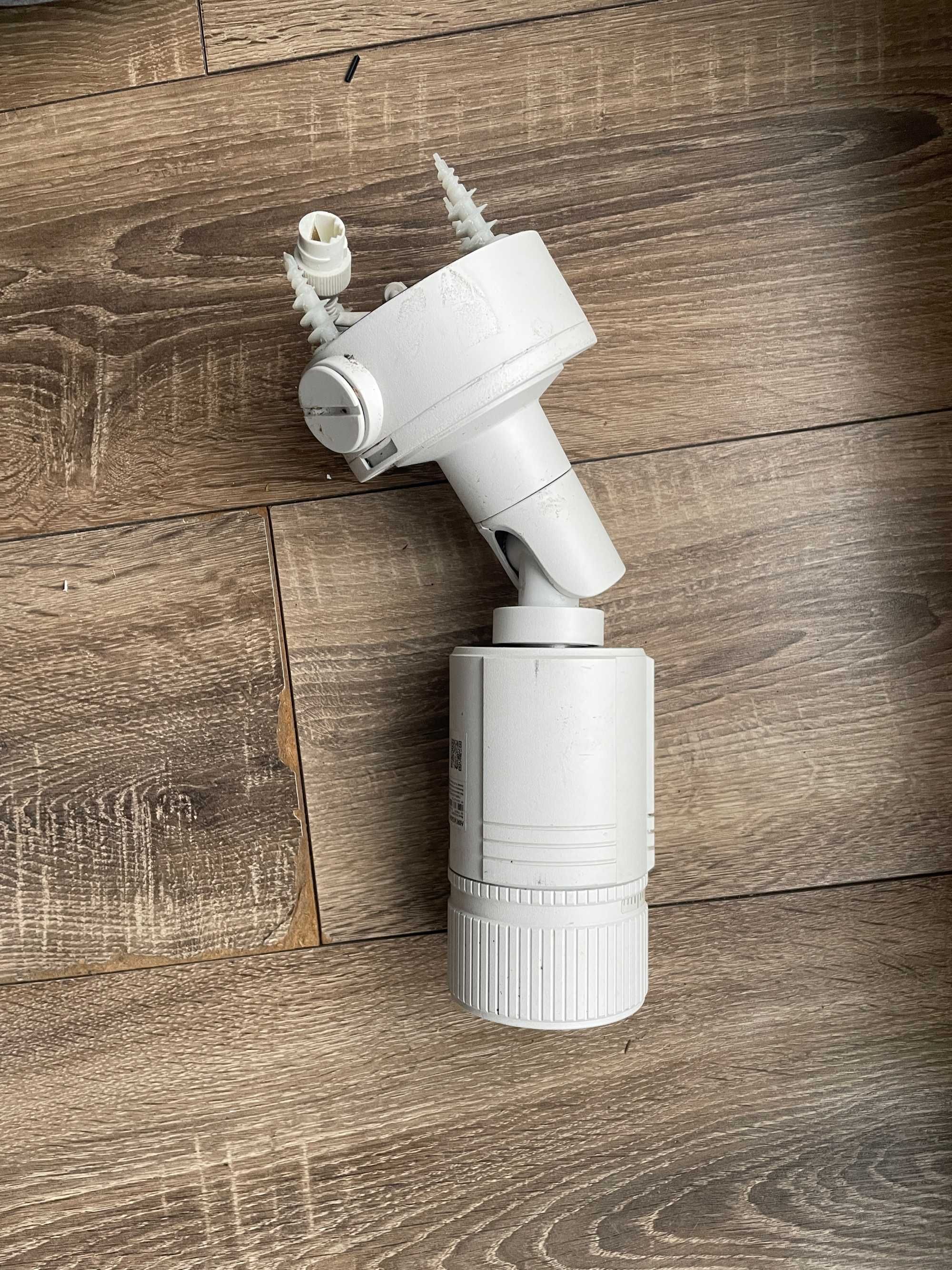 Kamera IP Hikvision DS-2CD2620F-I  cctv monitoring