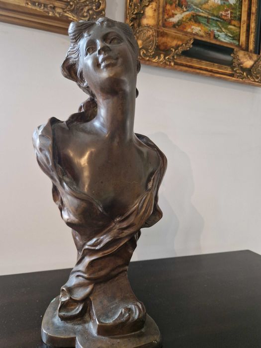 Popiersie kobiety - brąz/mosiądz - efektowne