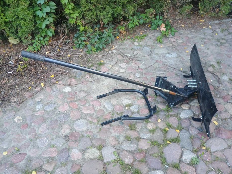 Pług do śniegu do traktorka Husqvarna CTH  Mcculloch , Partner używany
