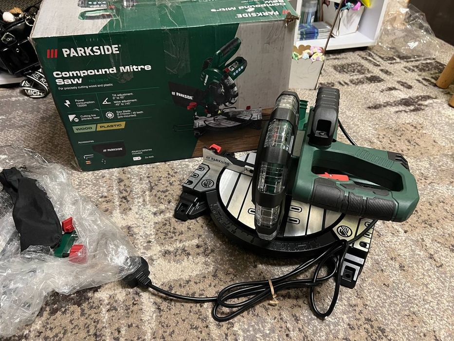 Торцювальна акумуляторна пила Parkside PPTSA 20-Li A1