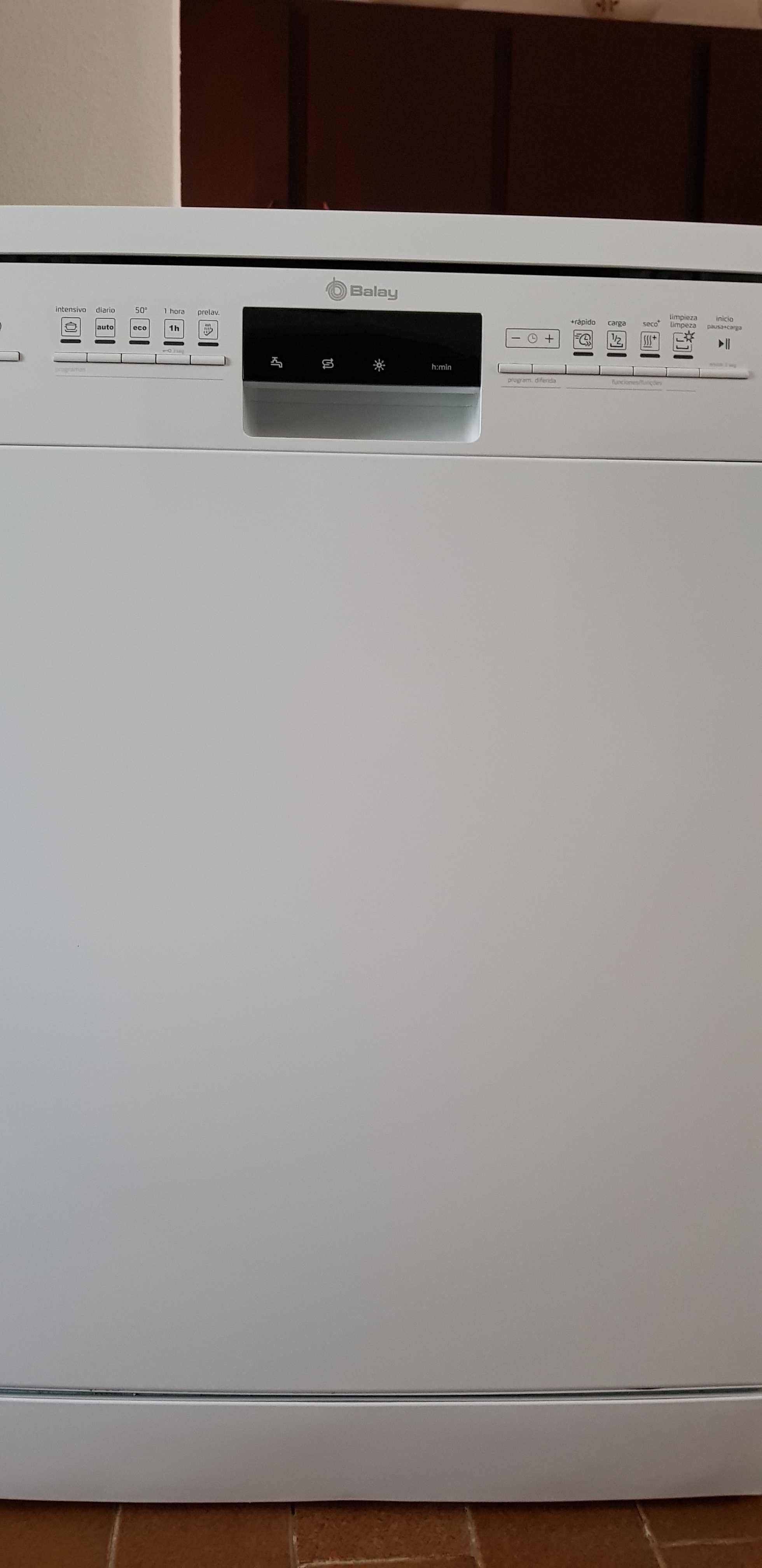 Máquina lavar de loiça nova