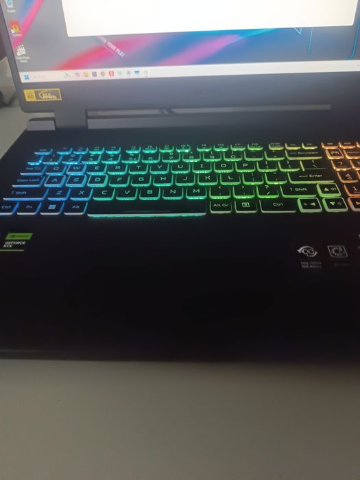 Acer Nitro An 517-55  i5-12450 RTX 3050 4 GB