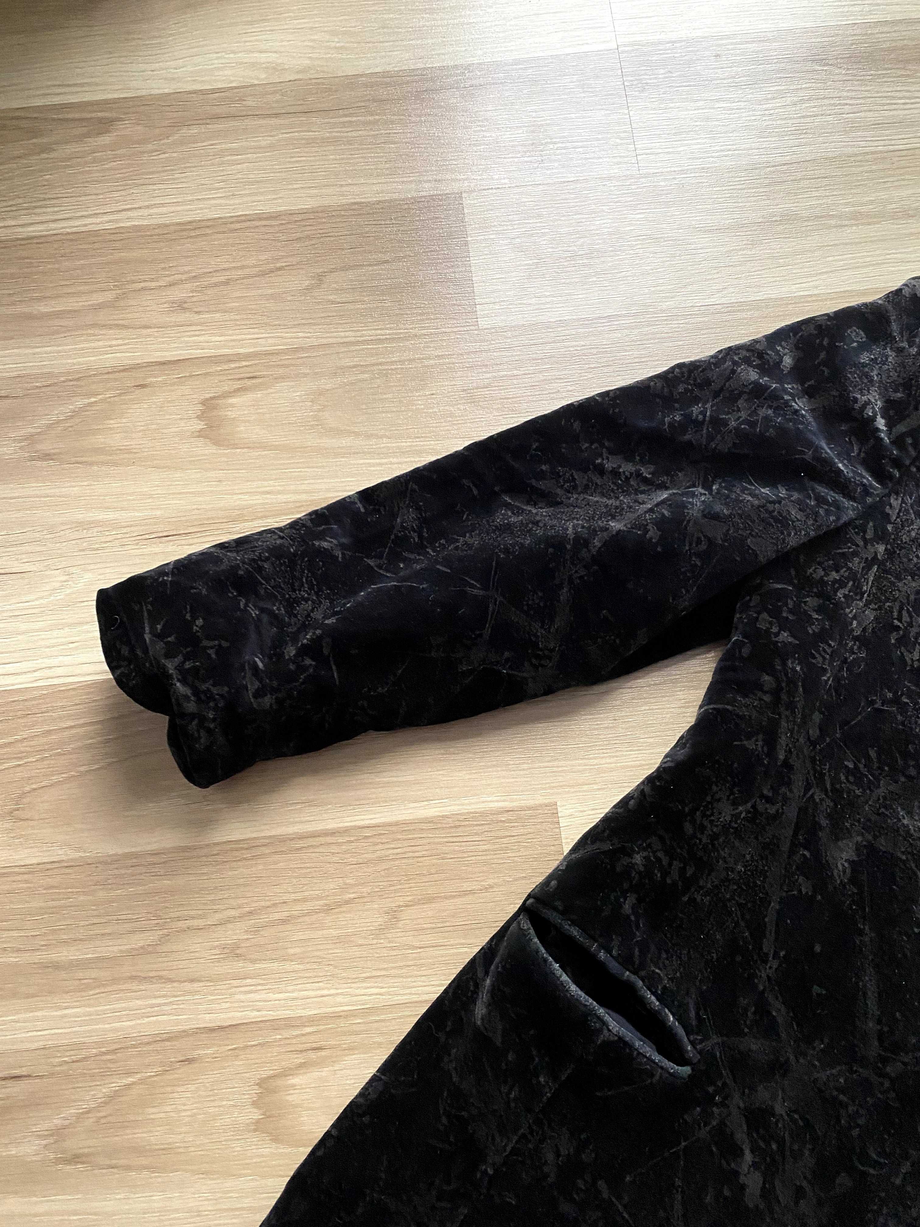 Ciemna brązowa popielata marynarka zapinana elegancka ala welur Modena
