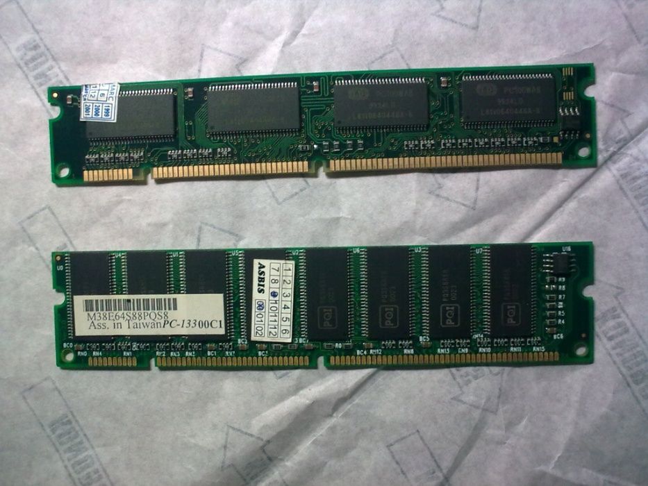 Модуль памяти SDRAM 66MHz 64 Mb