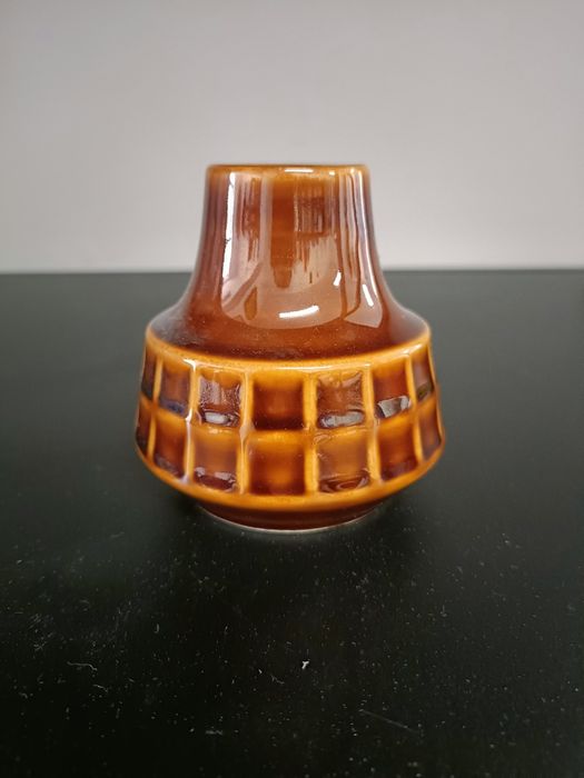 Wazon Pruszków kratka