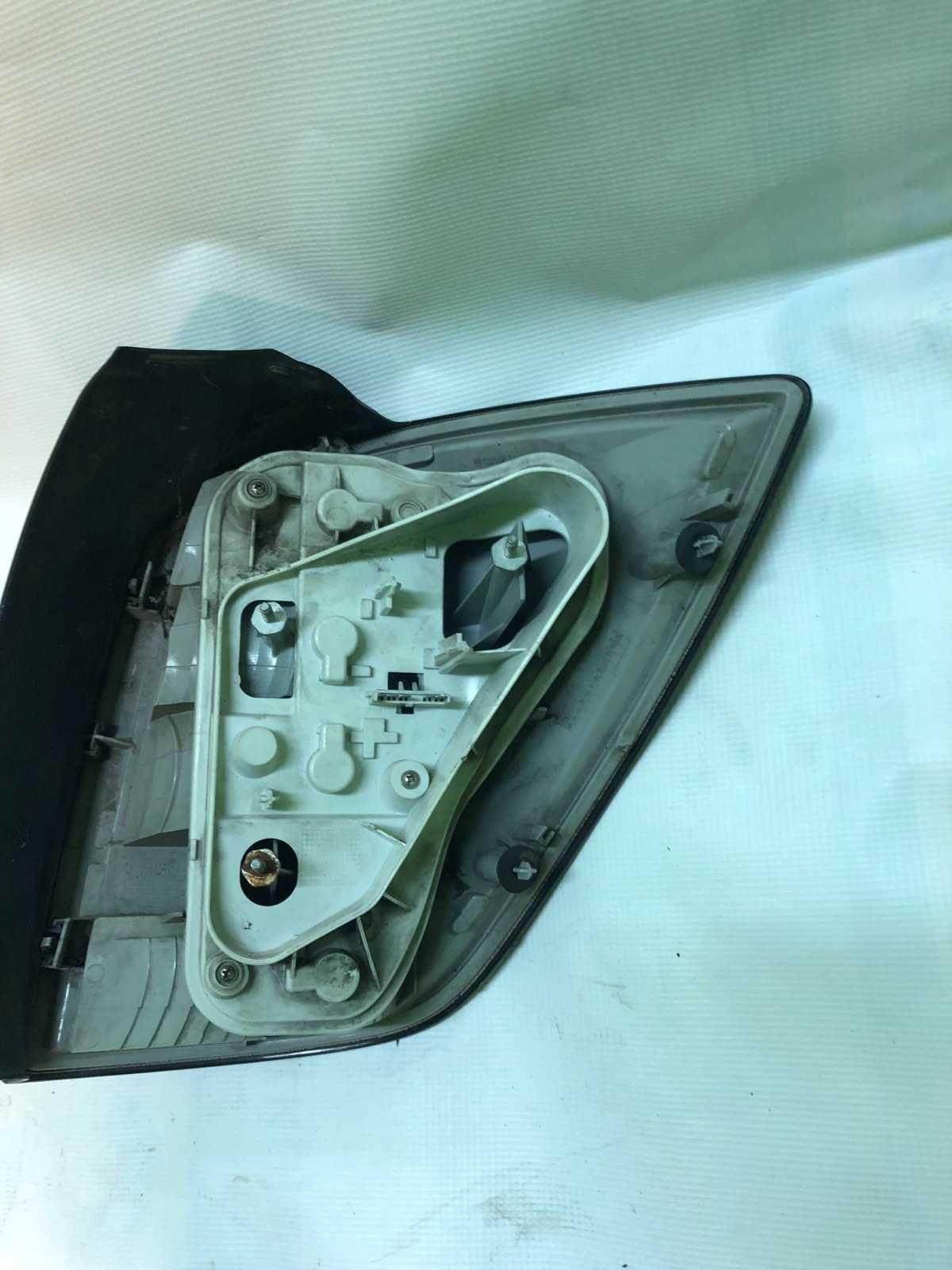 Opel Astra H 3 kombi LAMPA TYŁ lewa EUROPA