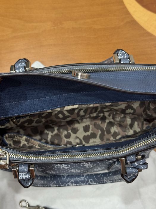 Оригінальна сумка Guess