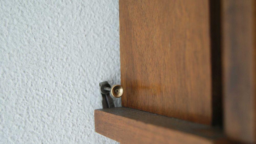 265 Zegar wiszący mechaniczny HAU antyk