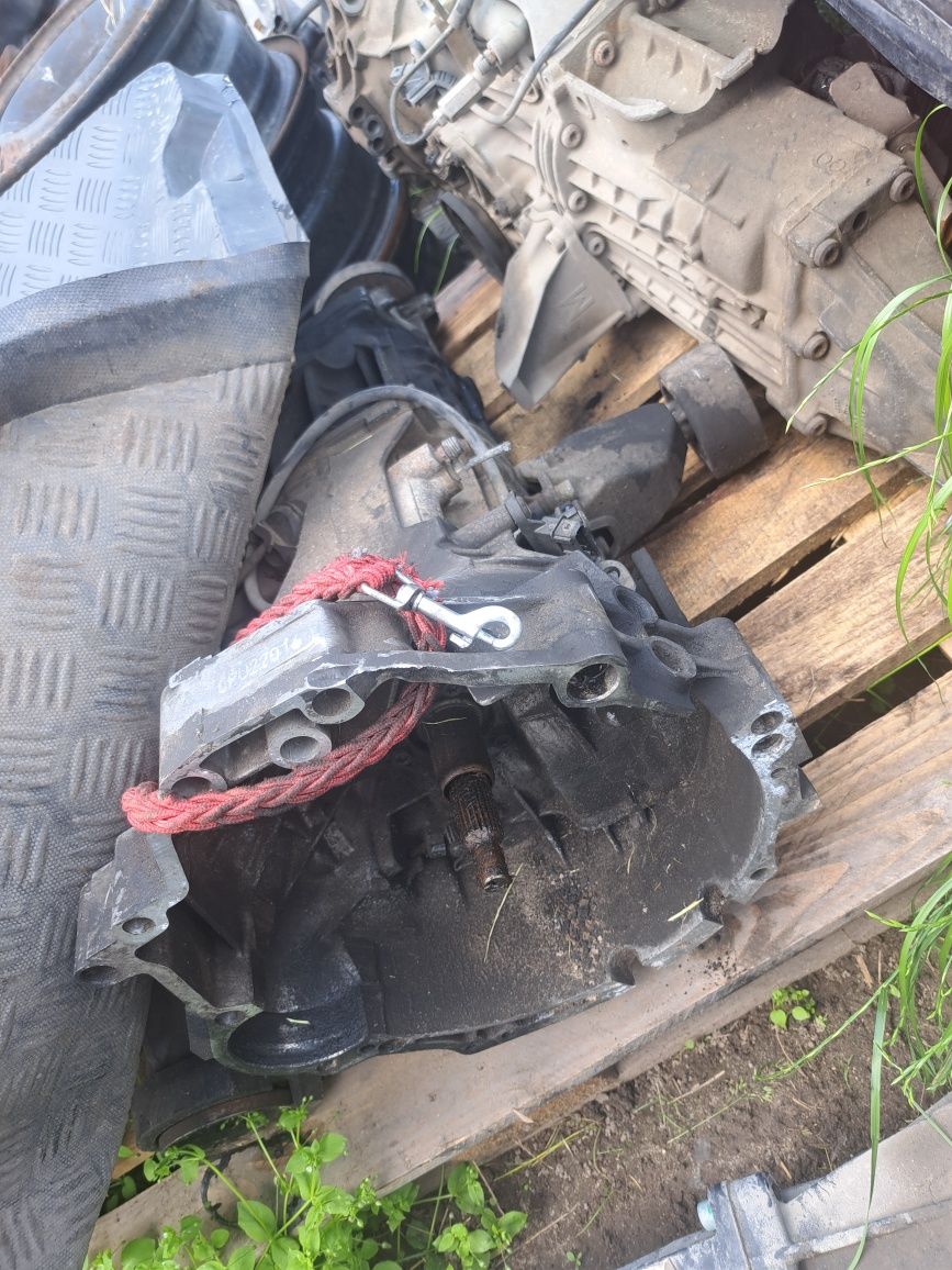 Audi a4 b5 skrzynia biegów CPU quattro 1.8
