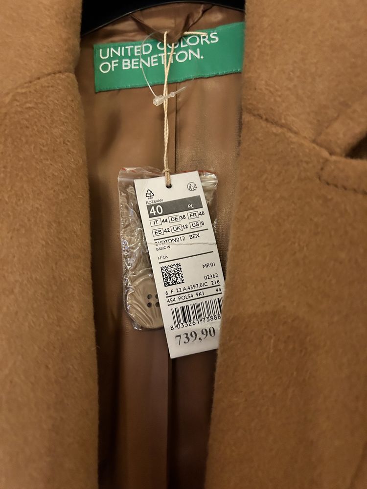 Płaszcz wełniany marki Benetton