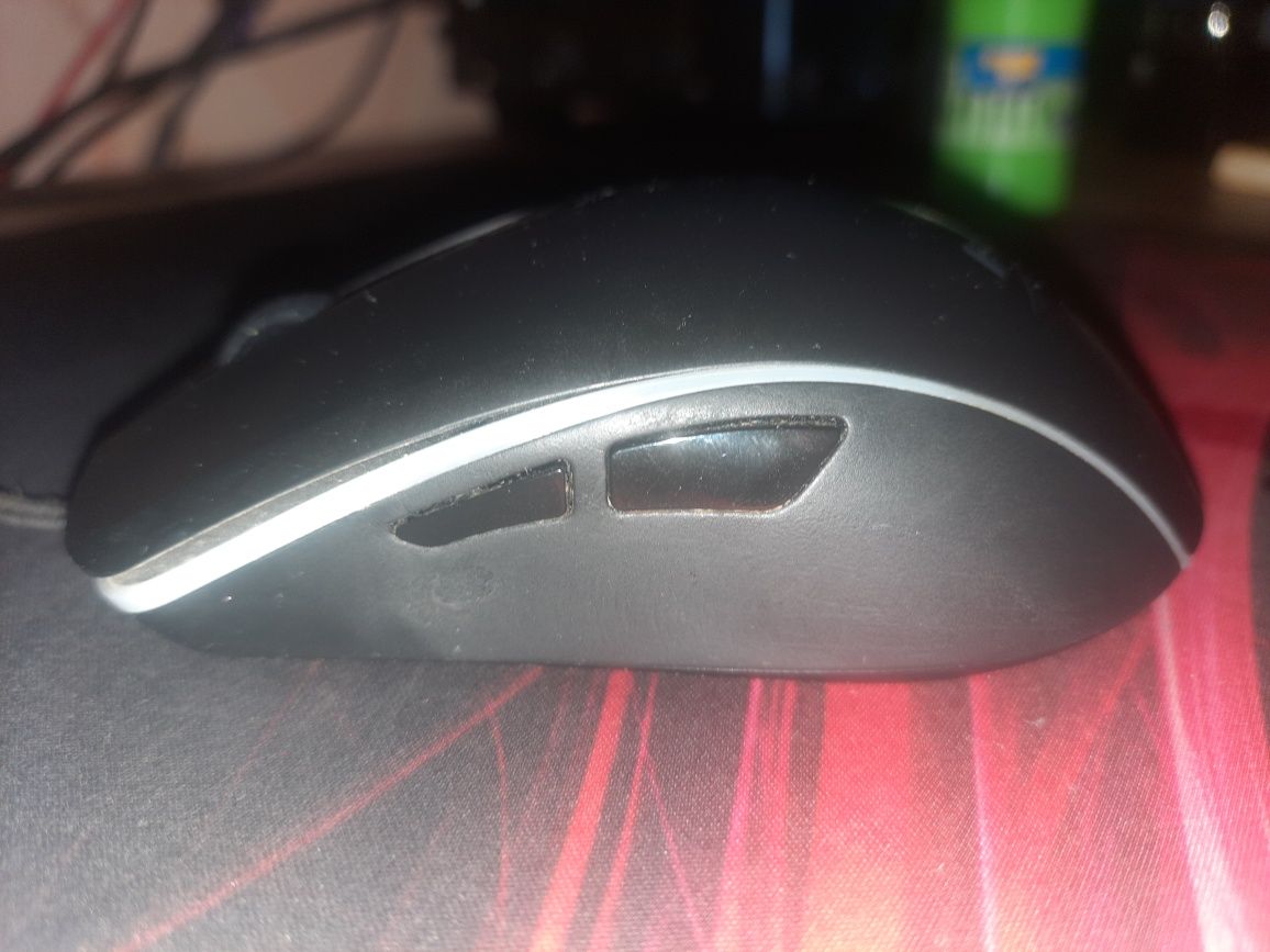 Мышь HyperX Pulsefire Surge