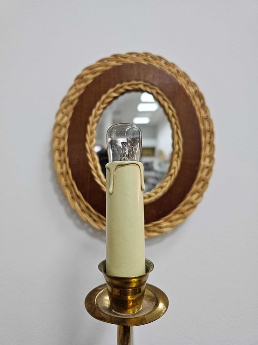 Zestaw vintage – lustro i dwa kinkiety z rattanu i drewna