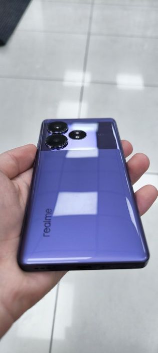 Продам Realme GT Neo 6 12/256