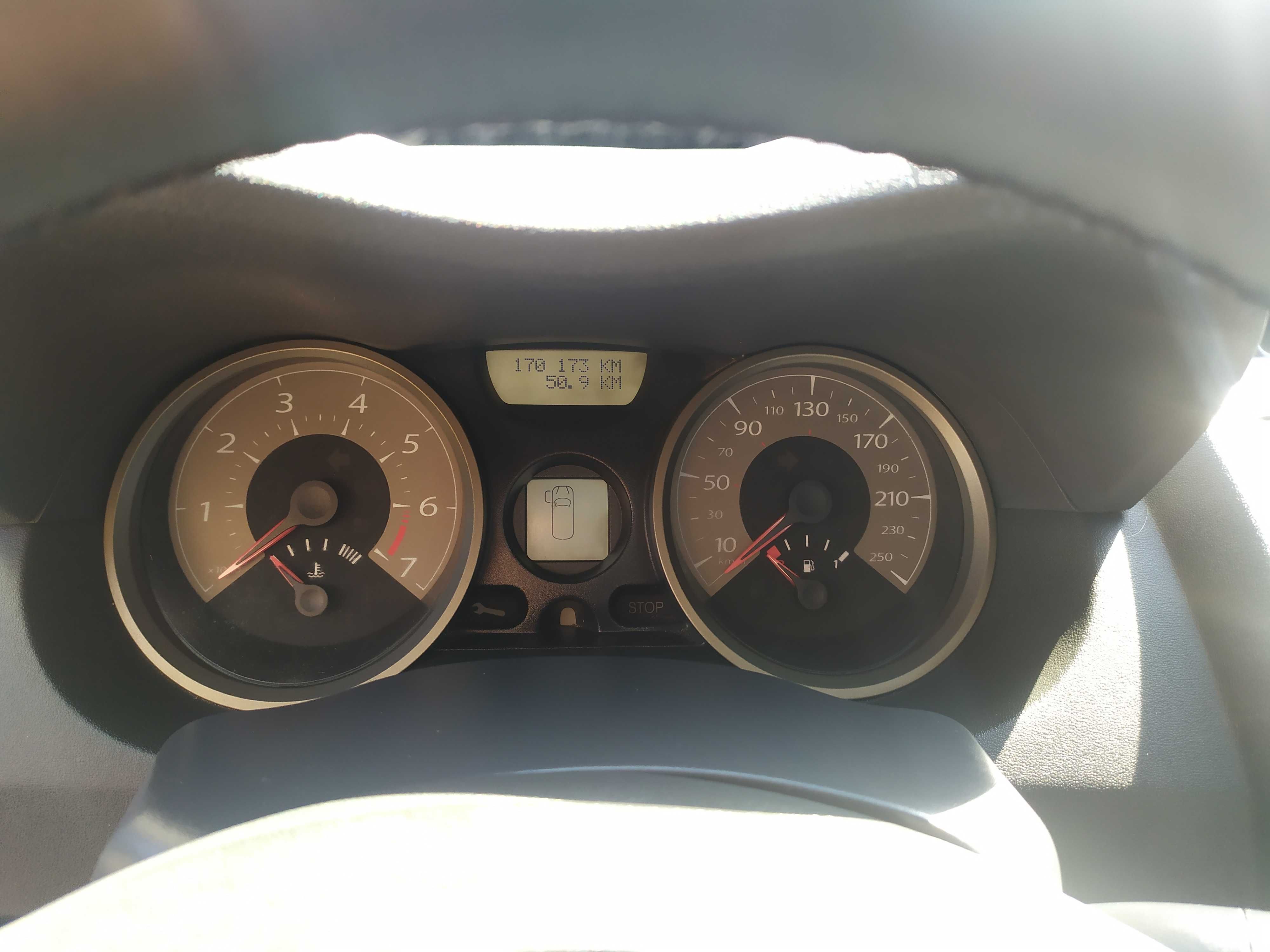 Рено Меган 1.6 автомат