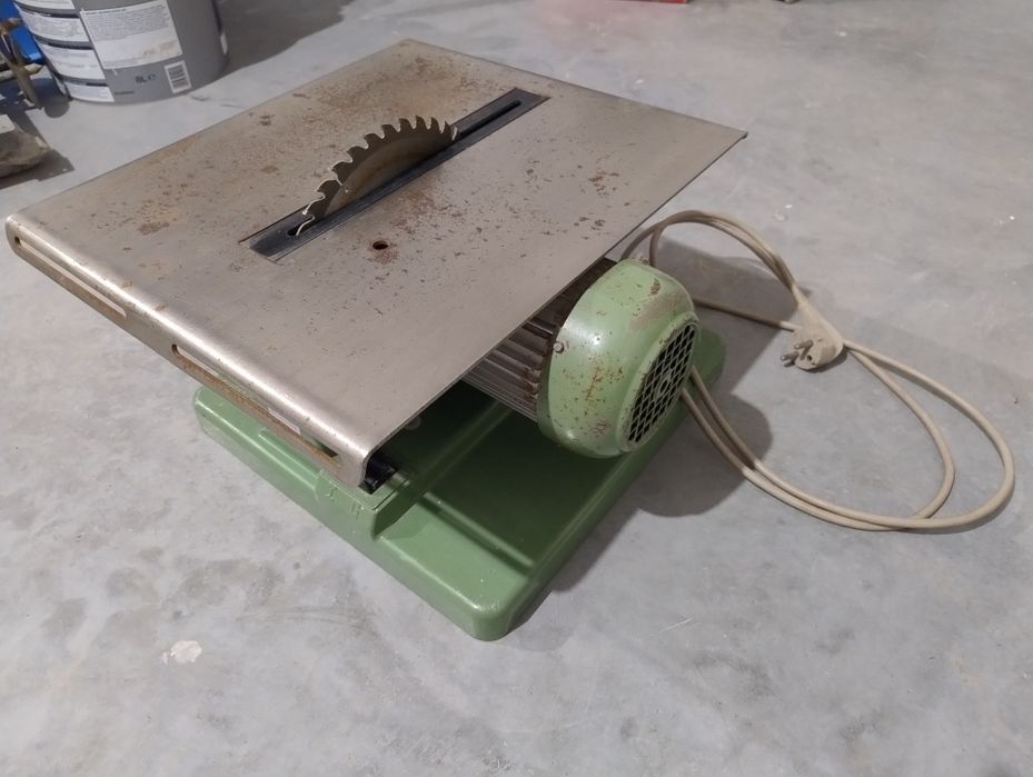 Pilarka stołowa kompaktowa