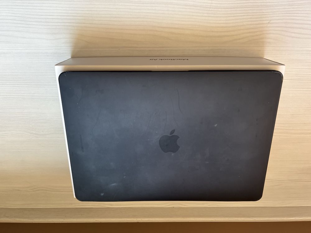 MacBook Air 13 M1 8/256 Gb