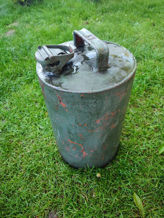 Kanister stalowy 20l