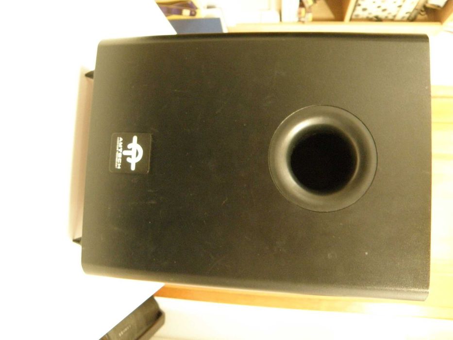 Subwoofer firmy amtech jak jamo , maudio