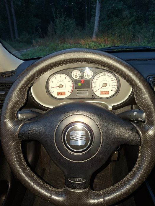 Seat Leon 1.6 benzyna