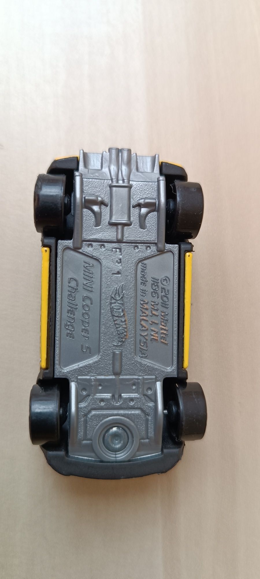 Samochód Hotwheels Mini Cooper S