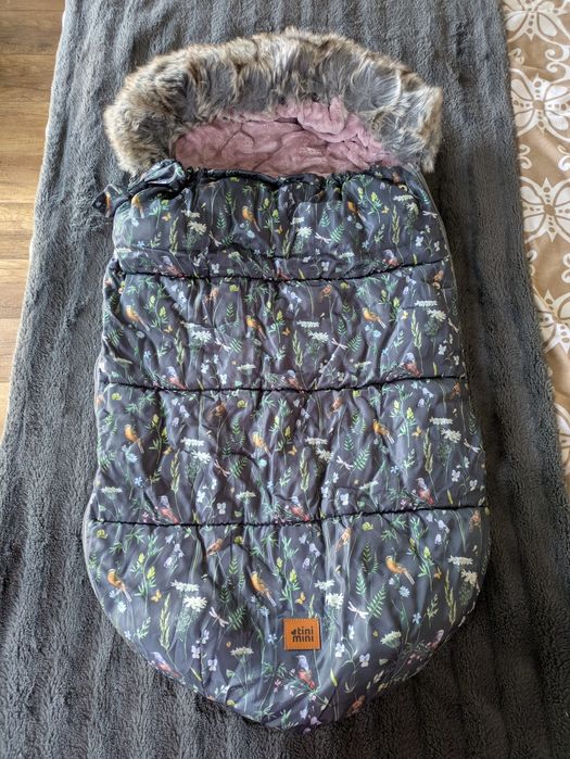 Śpiworek z futerkiem na wózek, sanki firmy TiniMini
