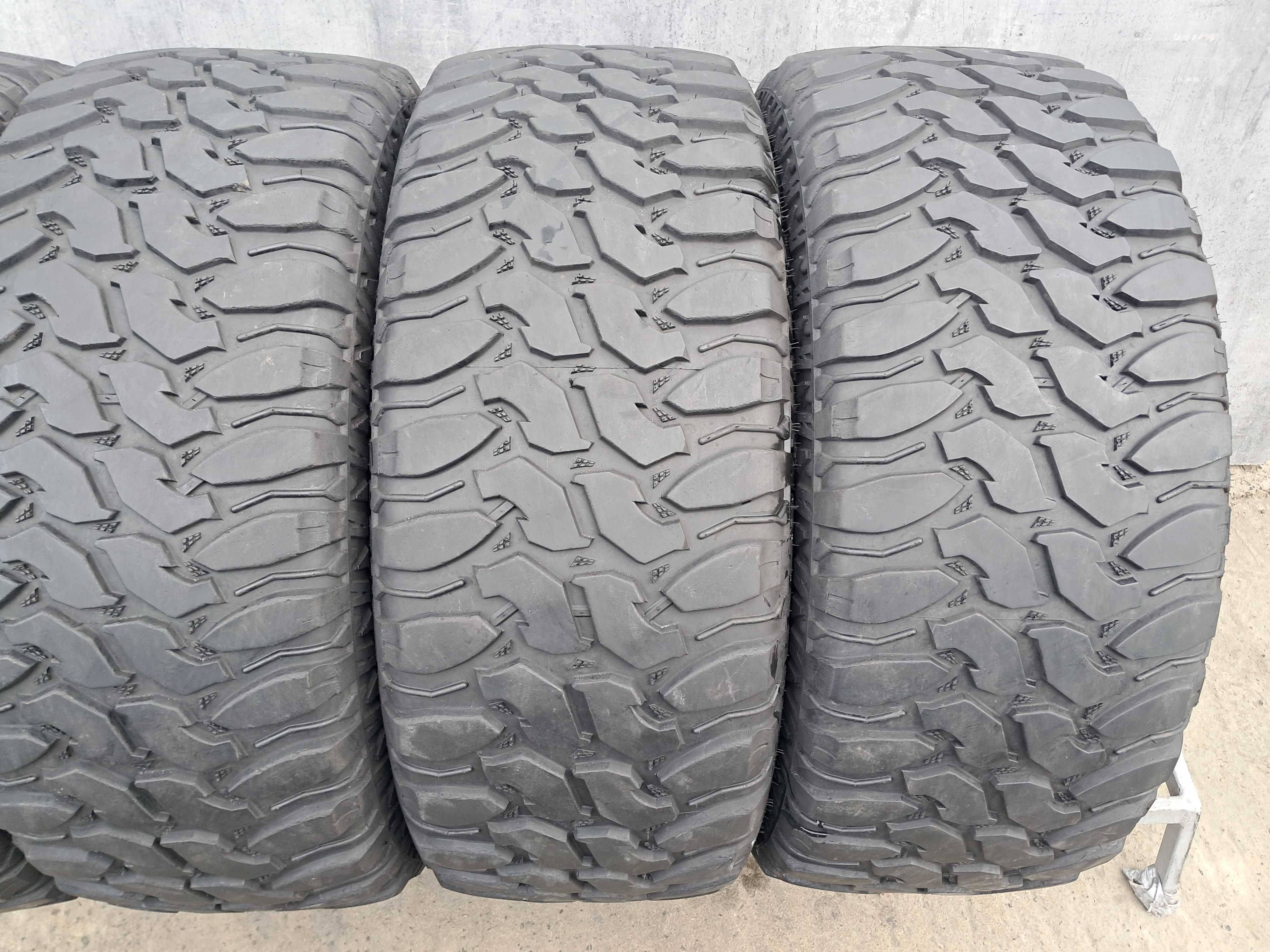 Резина всесезонна, 35x12.50 R20 Radar Renegade R7 MT (арт. 12636)